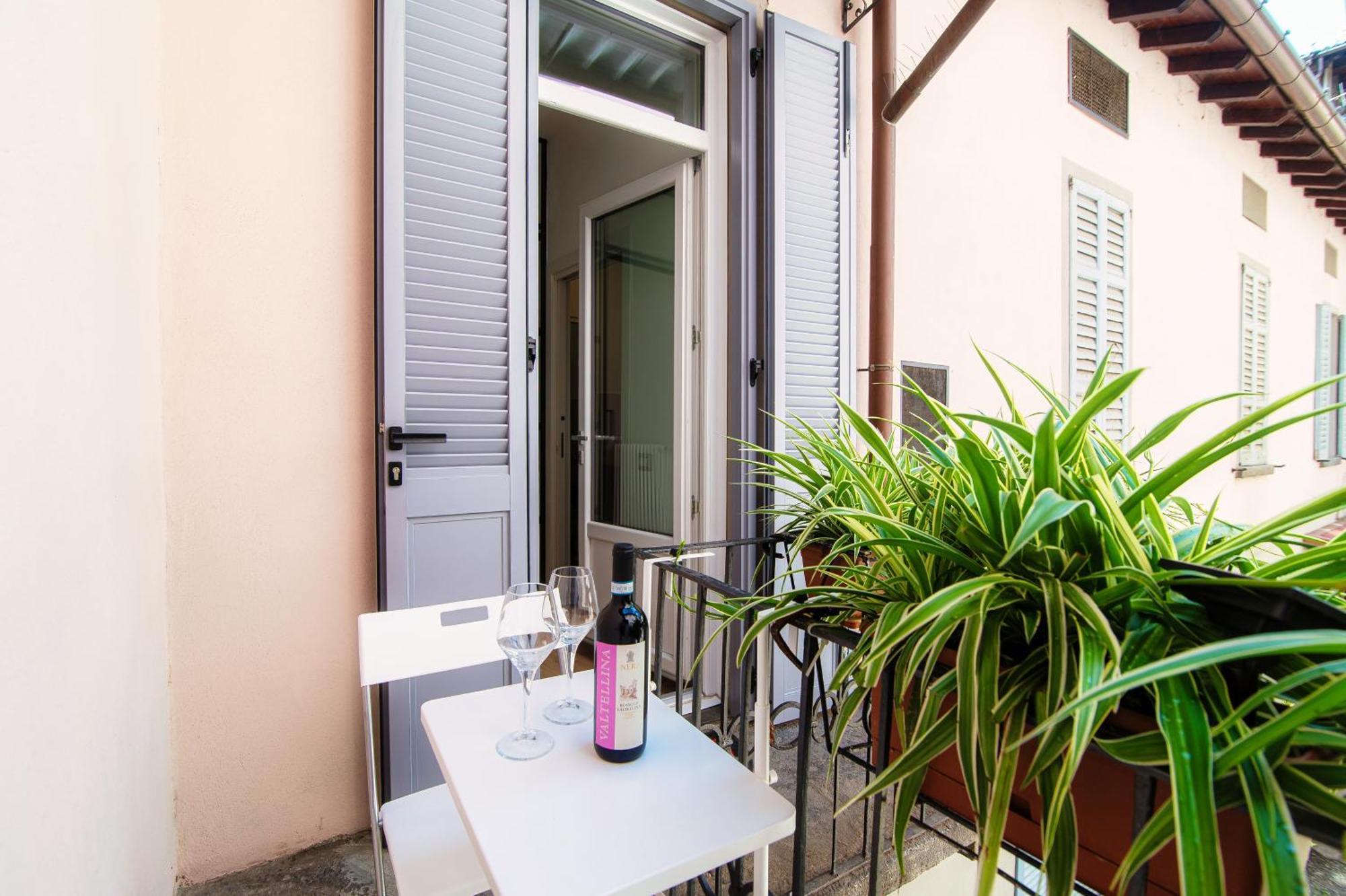 Ferienwohnung Casa Giulini - The House Of Travelers Como Exterior foto